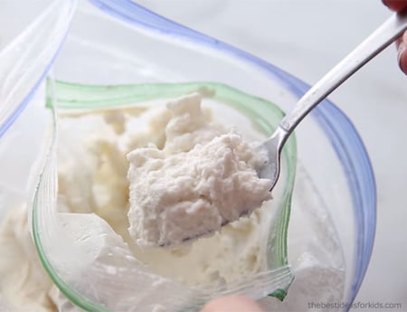 Ice-Cream-in-a-Bag-Recipe-640x492