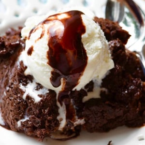 slow_cooker_hot_fudge_brownies
